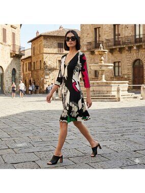 ETRO Milano Black White Geometric Graphic Shift Dress Italian Size IT 42 US 6